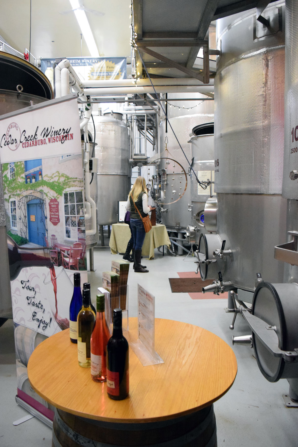 112518-sauk-gallery-wine005